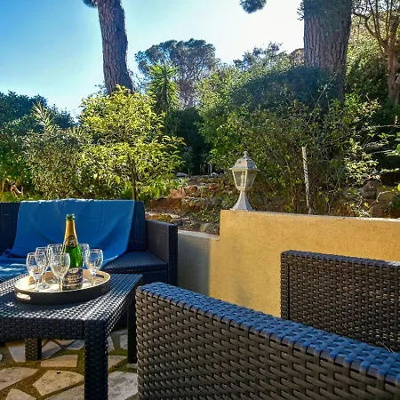 Holiday Le Counillier By Interhome