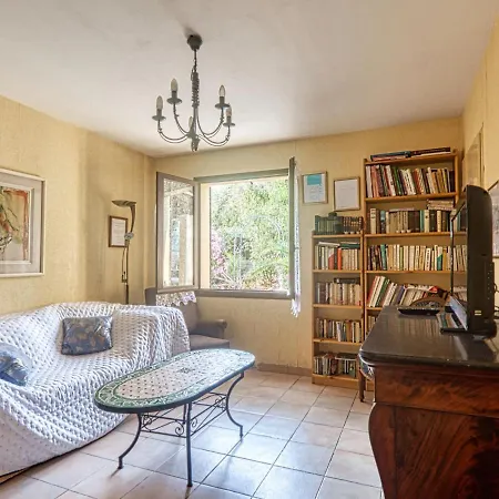 Holiday Le Counillier By Interhome Holiday home Frejus